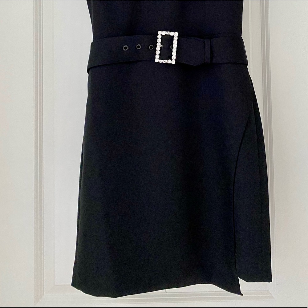 Dress - Picture 6 of 7